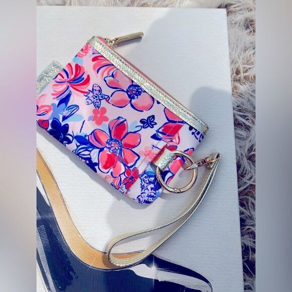 Lilly Pulitzer Floral Wristlet with Keychain/phone holder wallet - Picture 3 of 7